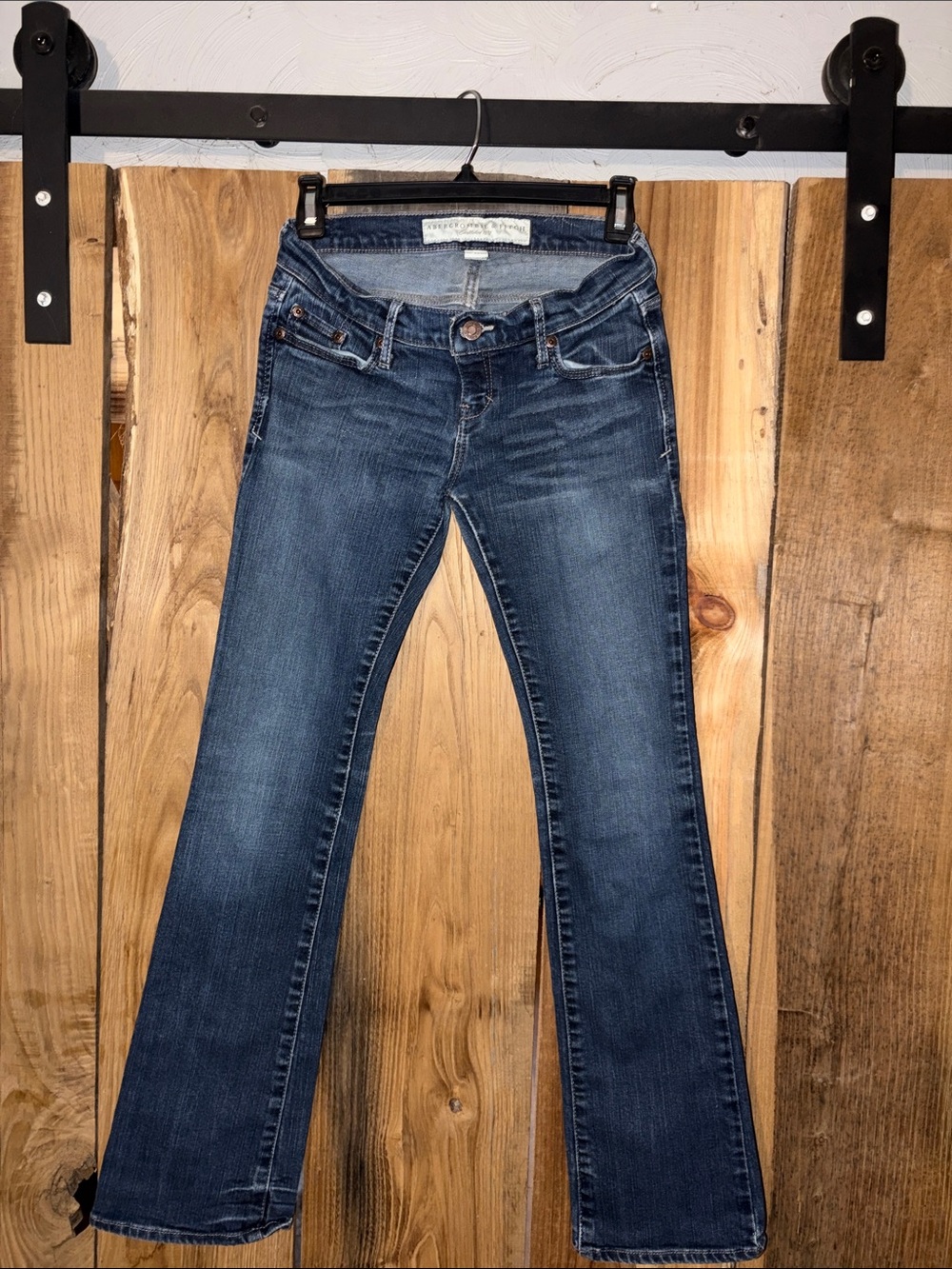 Vintage Abercrombie & Fitch Women's Dark Blue Bootcut Jeans
